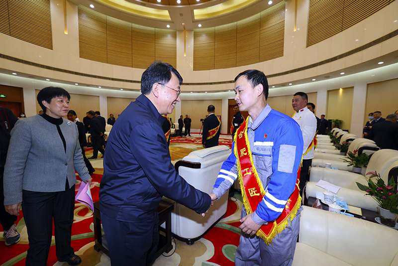 以匠心致初心,周冠辰榮獲“合肥工匠”稱號(hào)！